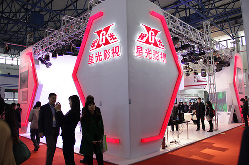 携全线LED影视舞台照明产品荣耀登场 星光影视在CCBN2014上展示最新技术与成果