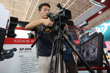 卓越画质 开创佳能4K输入到输出新纪元 卓越画质 开创佳能4K输入到输出新纪元