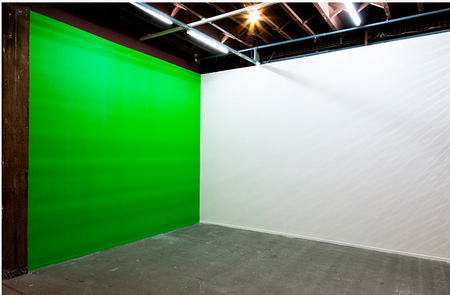虚拟演播室绿/蓝幕材质比较